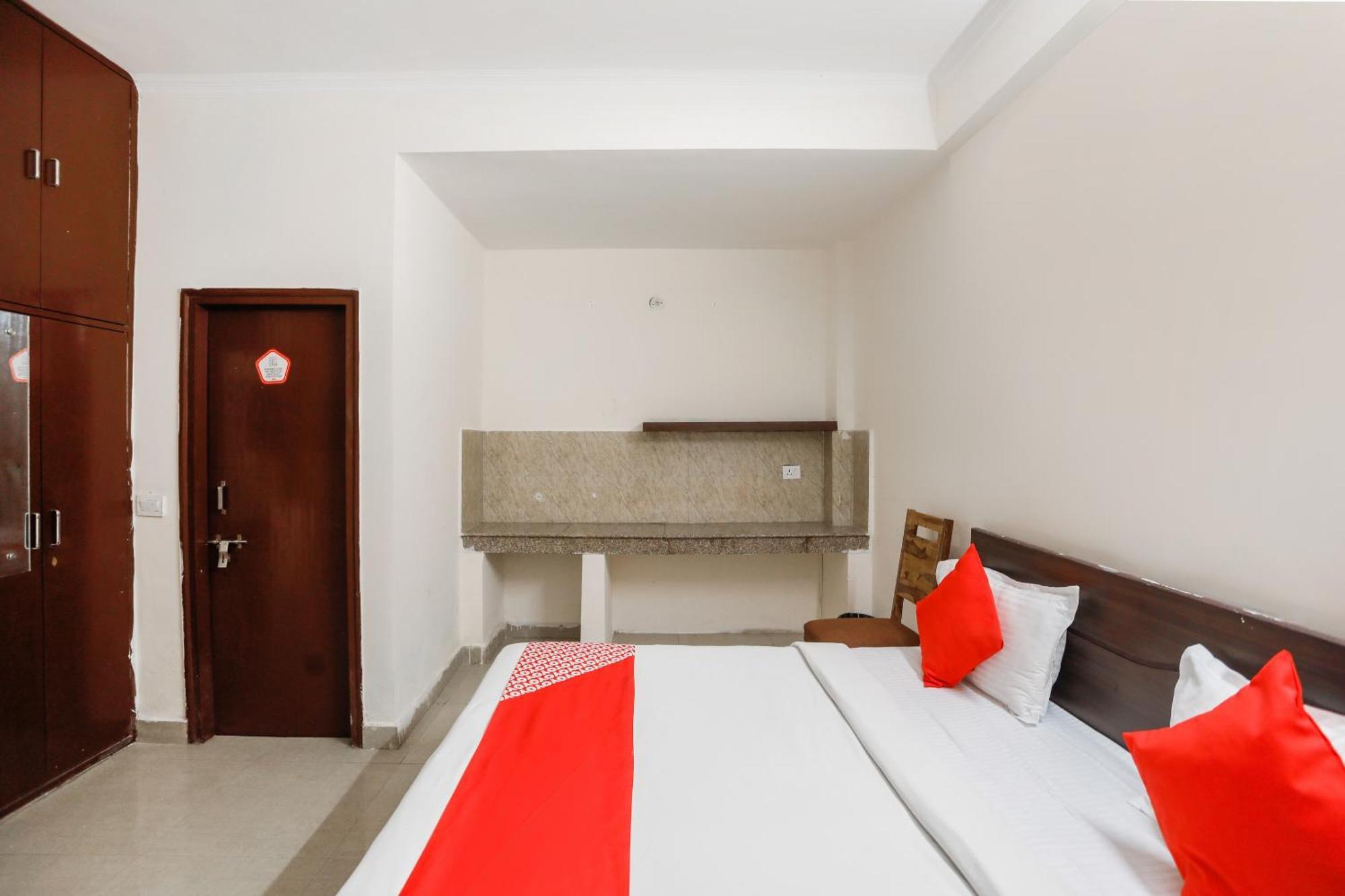 Hotel O Av Residency Near Botanic Garden Of Indian Republic Noida Zewnętrze zdjęcie