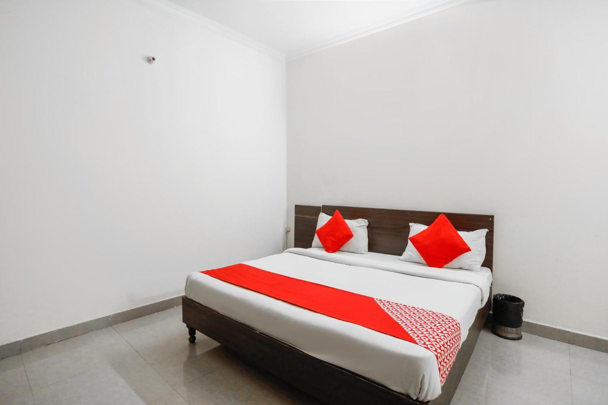 Hotel O Av Residency Near Botanic Garden Of Indian Republic Noida Zewnętrze zdjęcie