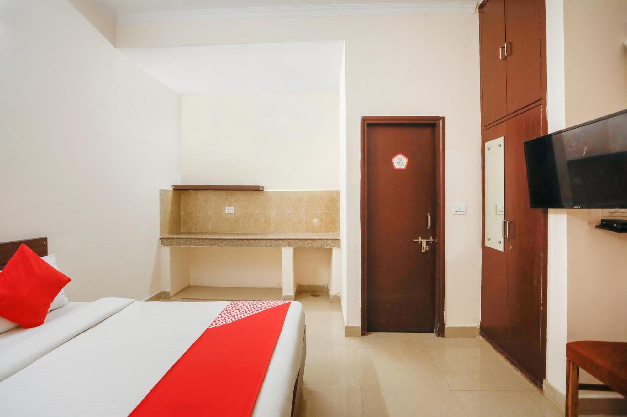 Hotel O Av Residency Near Botanic Garden Of Indian Republic Noida Zewnętrze zdjęcie